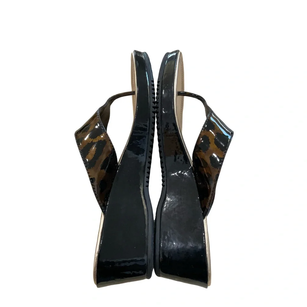 Antonio Melani Leopard Patent Thong Wedge Sandals 10 Comfort Slip On